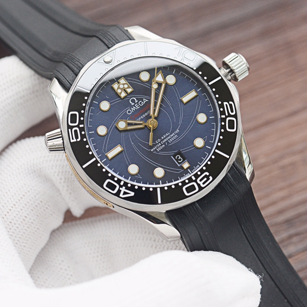 オメガ時計素材ディテール